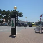 مكان تخييم Parque De Campismo Da Da Barra